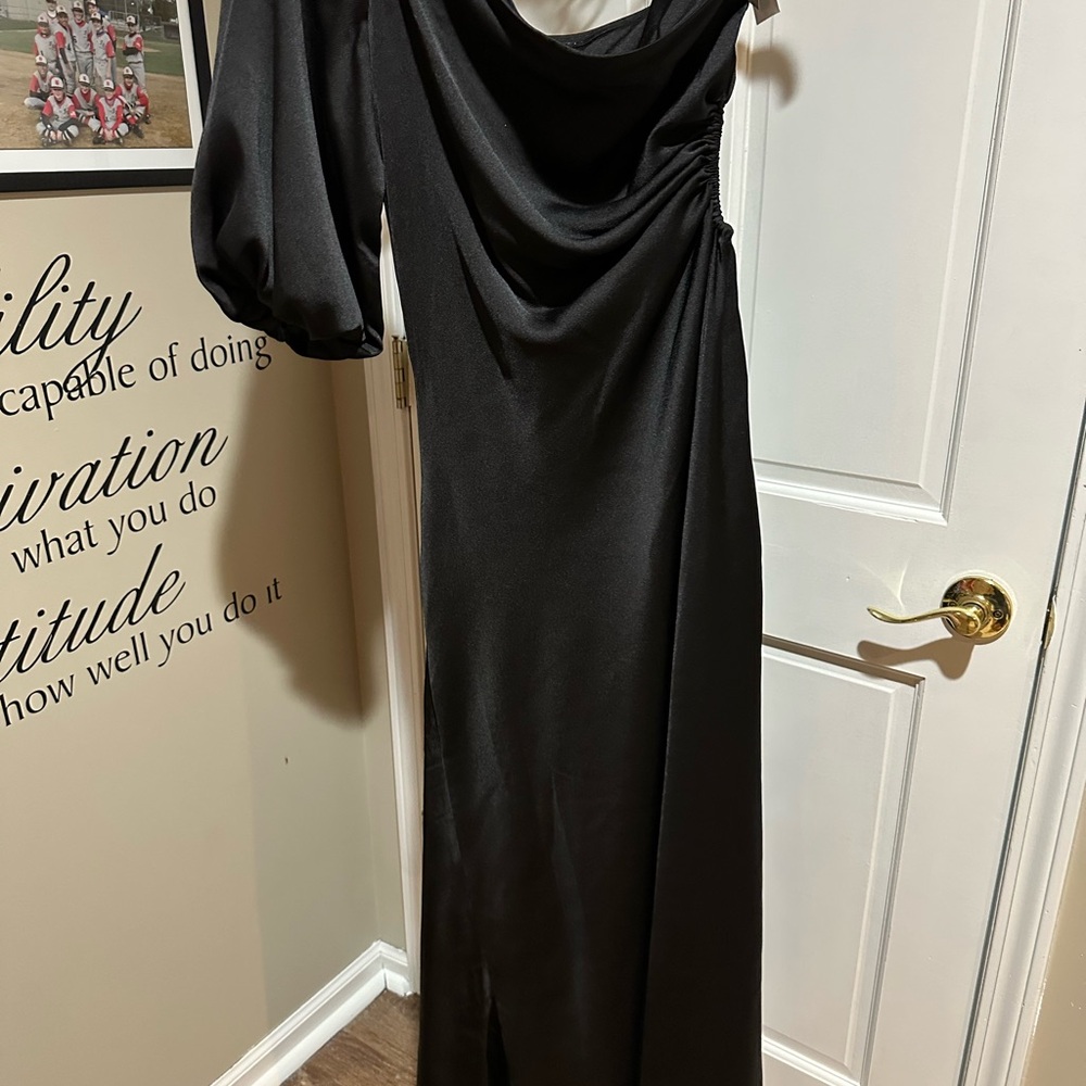 Chic Black One Shoulder Dress